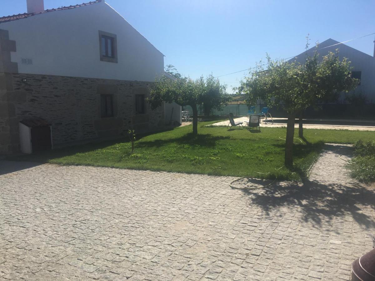 Casadaldeiadalmofala Exterior foto